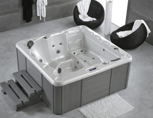 Delos kültéri spa-medence