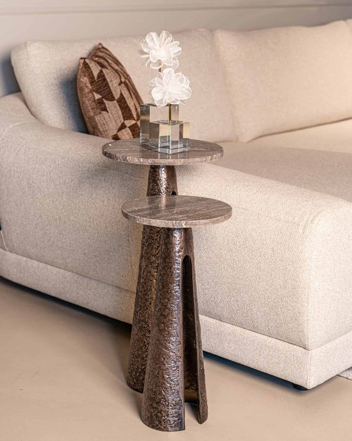 Eldora Lerakóasztal – bronz, 25 cm
