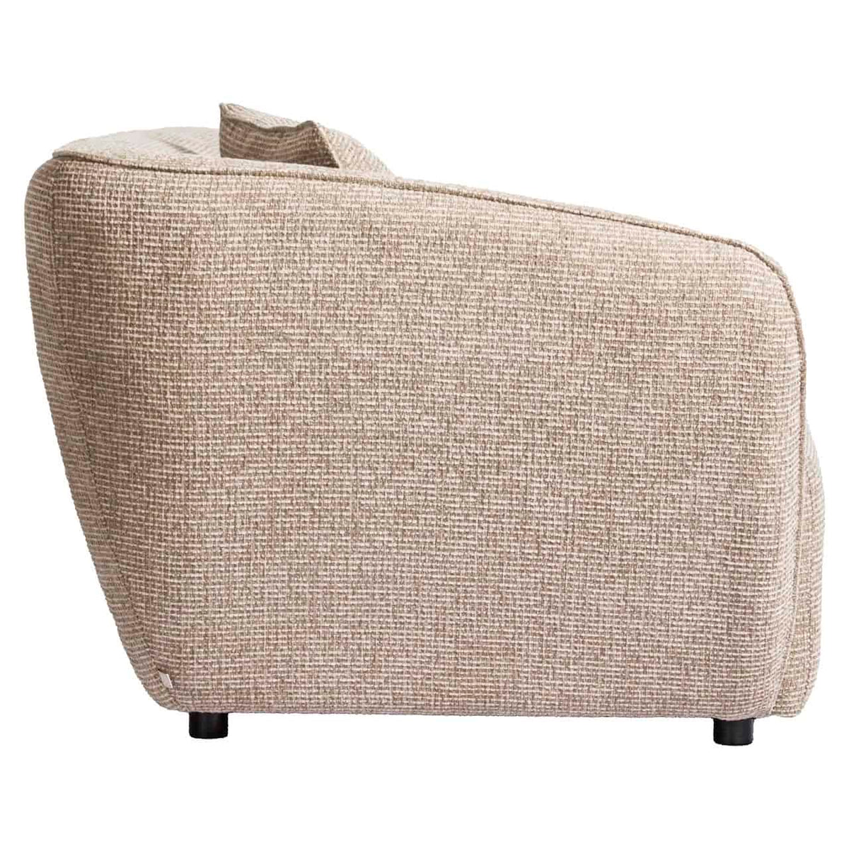 Natuurlijke bank met beige stoffering en compacte vorm.