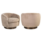 Lounge stoel Colmar in khaki fluffy stof, draaibaar en comfortabel.
