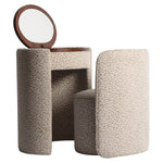 Kaptafel met spiegel en beige leopard bekleding, elegant en functioneel.