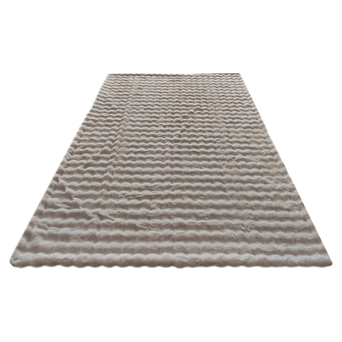 Crème plaid tapijt met ruitpatroon voor gezellige woonkamer.