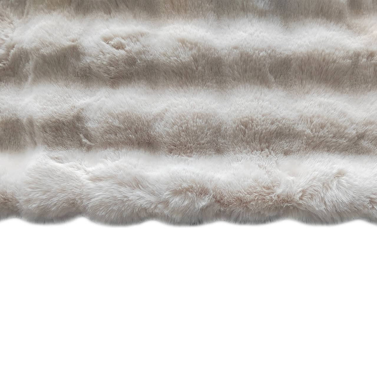 Luxe pluche fluffy cream stof voor interieurdecoratie.