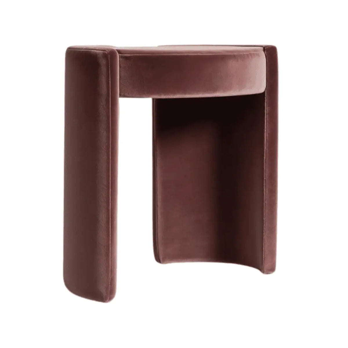 Elegant bijzettafel met zachte roze bekleding en modern design.