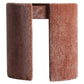 Vintage velvet bloembankersstoel in terracotta kleur.