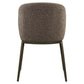 Eetkamerstoel Gandy bruin chunky met metalen poten voor moderne interieurs.