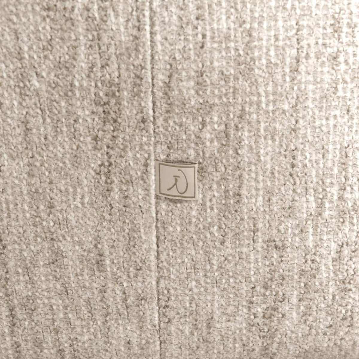 Luxe lounge stoel Marina met zachte stoffen bekleding en swivel functie.