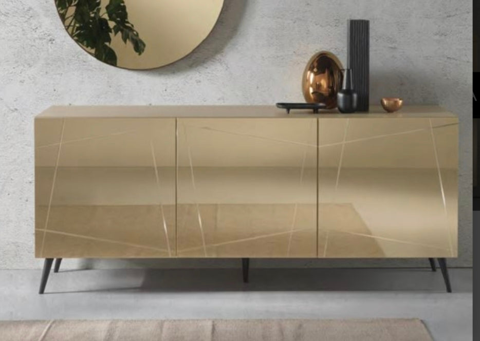 Iside tálalószekrény